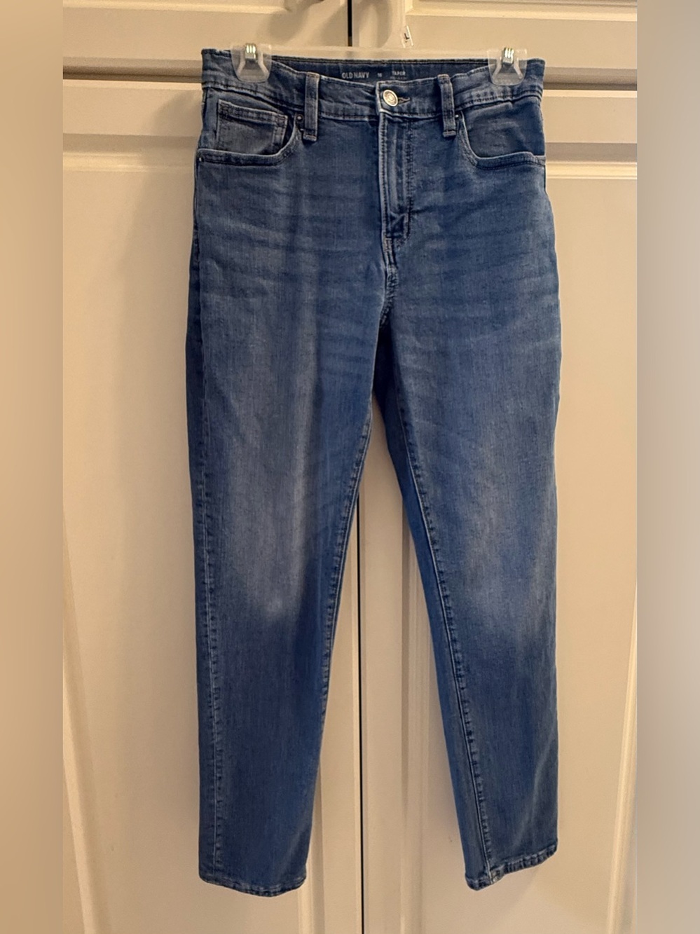 Boys Size 16 Old Navy Jeans, Taper Built
In Flex, Dark, Excellent Condition